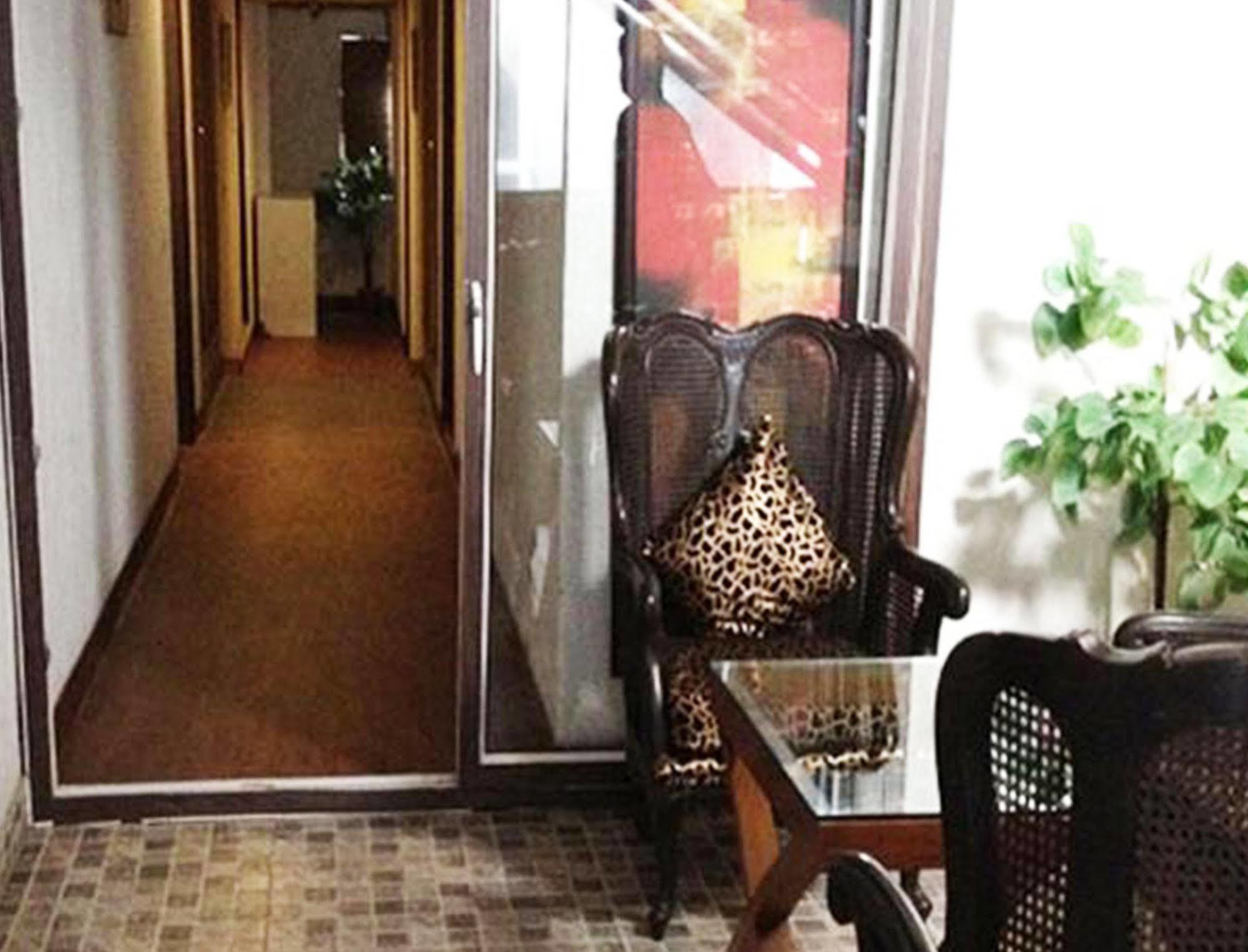 Hotel The W نيودلهي المظهر الخارجي الصورة